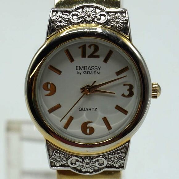 Embassy by Gruen Cuff Bracelet Women's Quartz Analog Watch New Battery - Picture 3 of 6